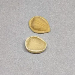 05 mold